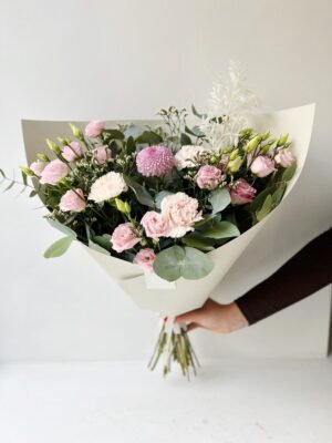 Bouquet of flowers - Romantic breakfast