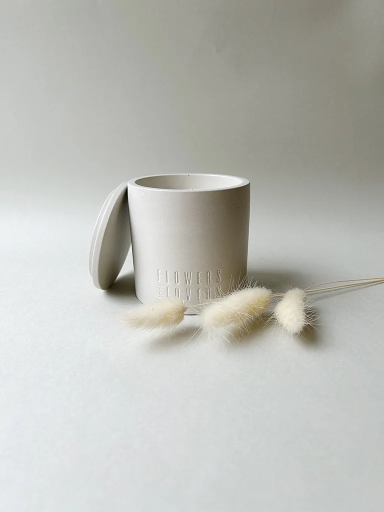 White handmade candle White handmade candle
